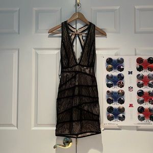 Bebe lace dress XS bodycon